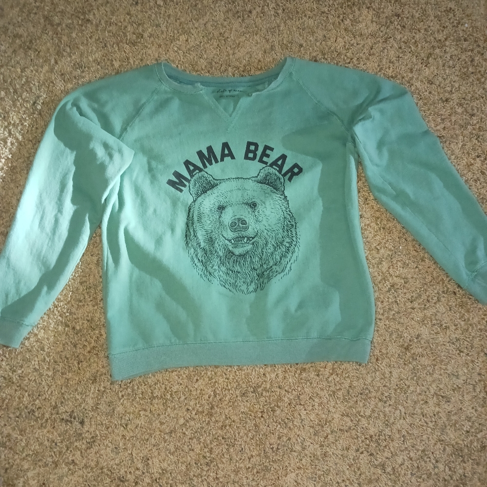 state of mind, Women's Graphic "Mama Bear" Sweatshirt, Green, Size L